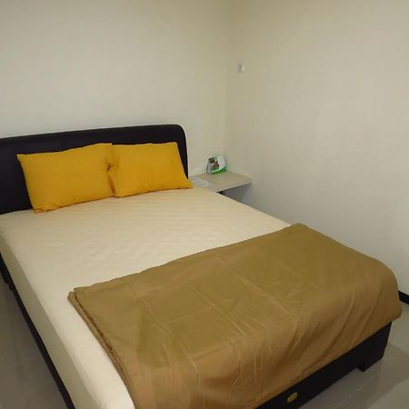 Budget Guest House Tunas Mandiri Jaya Malang Esterno foto