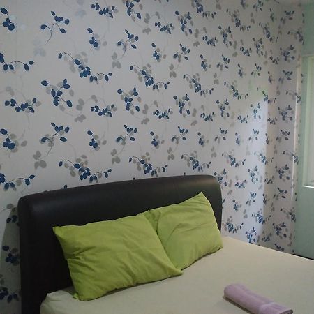 Budget Guest House Tunas Mandiri Jaya Malang Esterno foto