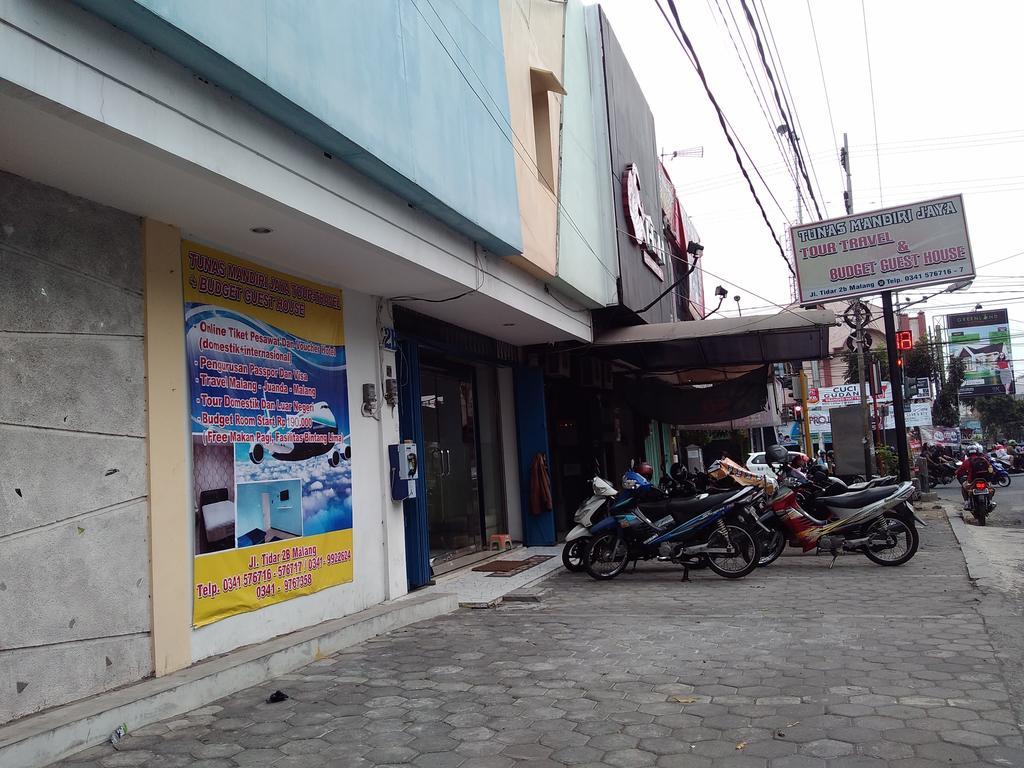 Budget Guest House Tunas Mandiri Jaya Malang Esterno foto