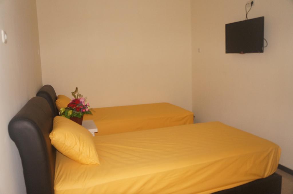 Budget Guest House Tunas Mandiri Jaya Malang Camera foto